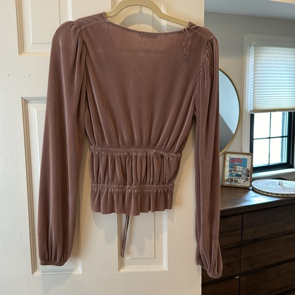 Zara taupe long sleeve top - Picture 2 of 2